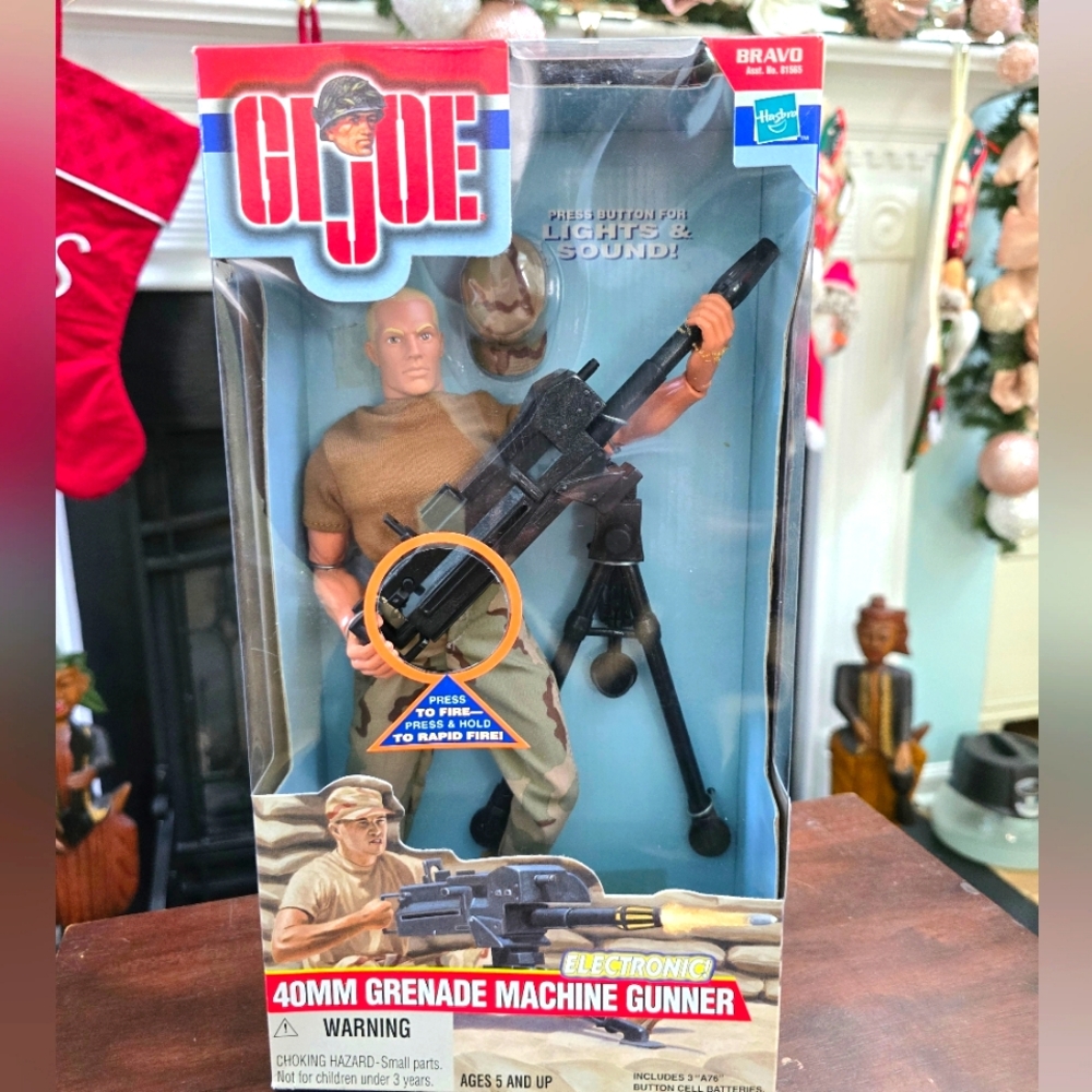 G.I. Joe 40MM Grenade Machine Gunner 12" Figure Hasbro ©2000.